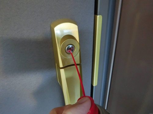 トライファストルブで玄関の鍵をなめらかに