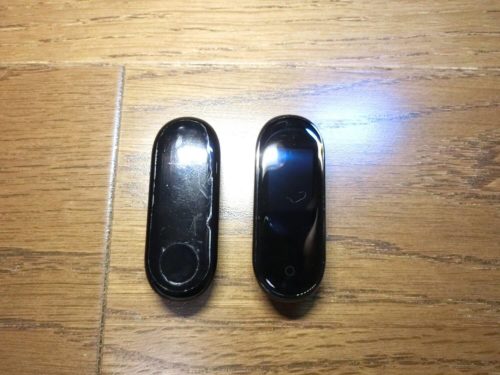 Xiaomi Mi Band 4を購入！！【Mi Band 3との現物比較】