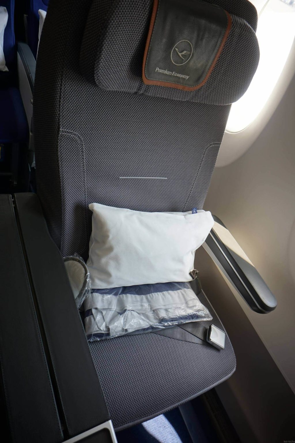 ルフトハンザドイツ航空 LH0715 エアバス A350-900型