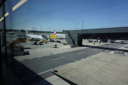 全日空 ANAのウイーン線プレミアムエコノミー体験記NH206