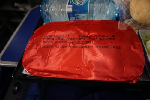 全日空 ANAのウイーン線プレミアムエコノミー体験記NH206