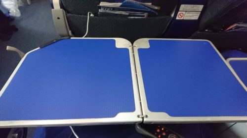 全日空 ANAのウイーン線プレミアムエコノミー体験記NH206