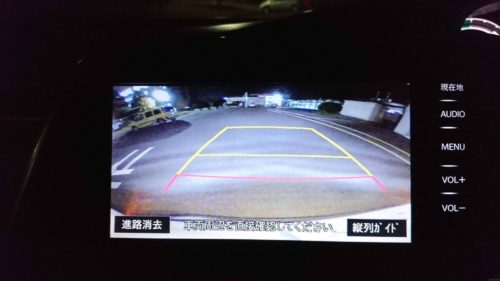 シエンタハイブリッドのバックライト交換（比較あり）