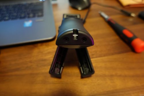 シューティンググリップに丈夫なストラップを無理矢理つける