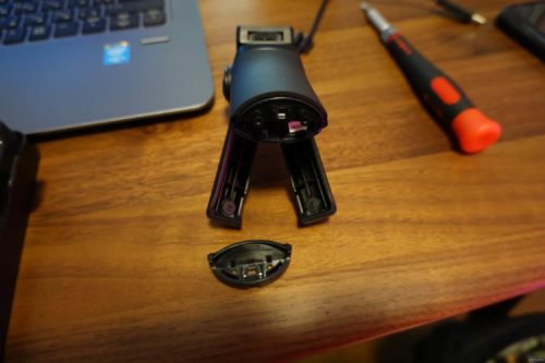 シューティンググリップに丈夫なストラップを無理矢理つける